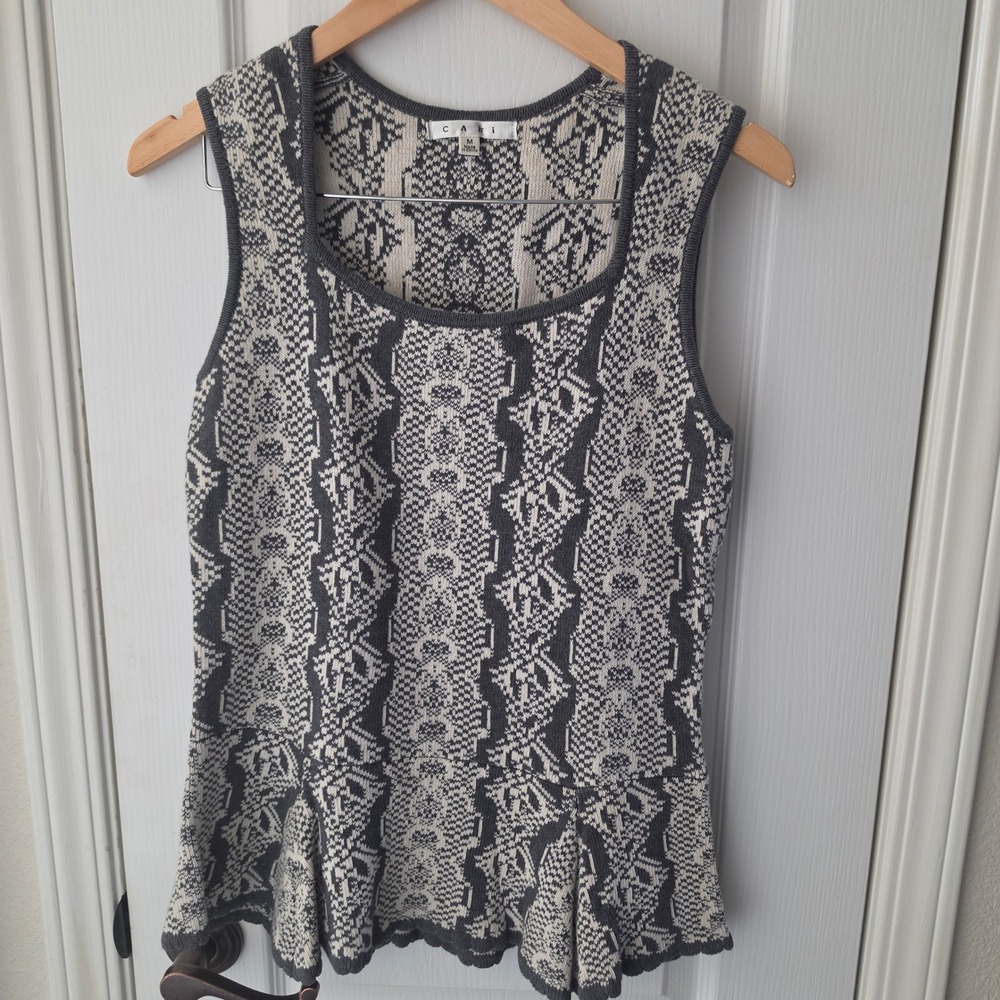 Cabi Peplum Shell Sleeveless Knit Top Grey Cream Jacquard Womens Medium NWT